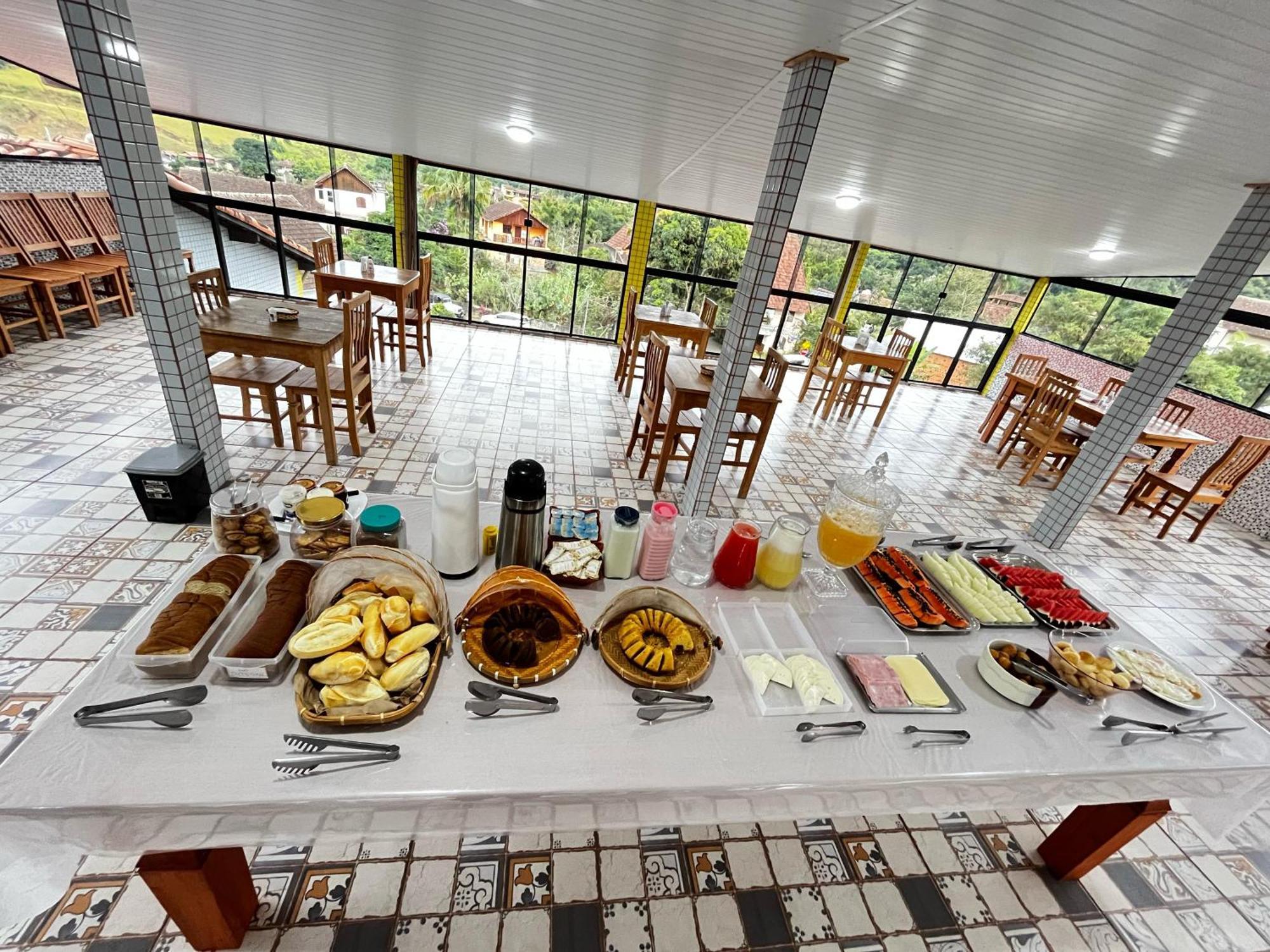 Hotel Лумиар Екстериор снимка